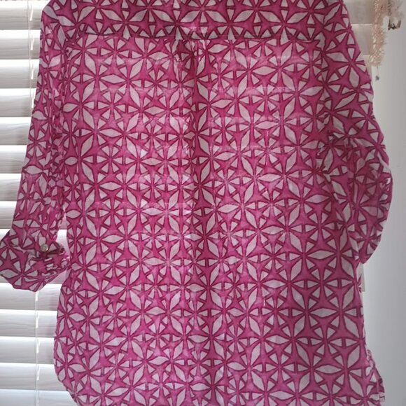 Chico’s Sz 1 (M) Pink White Geometric Print Button Cotton Blouse Shirt Roll Tab - Picture 8 of 9